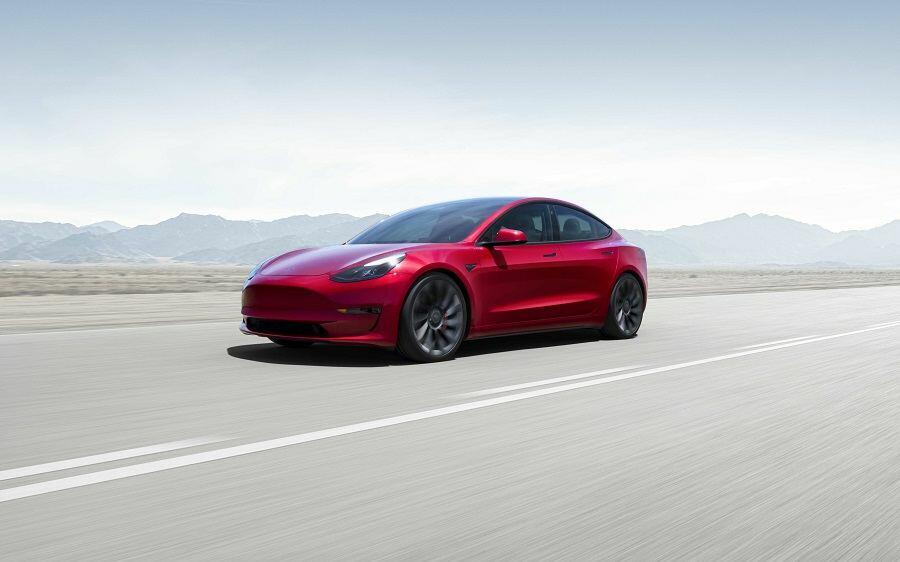 "Tesla" 430 mindən çox avtomobili