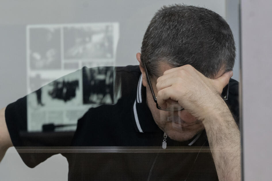 "Kömək üçün adam çağırmaq istəyəndə üstümüzə qumbara atdılar" – MƏHKƏMƏ