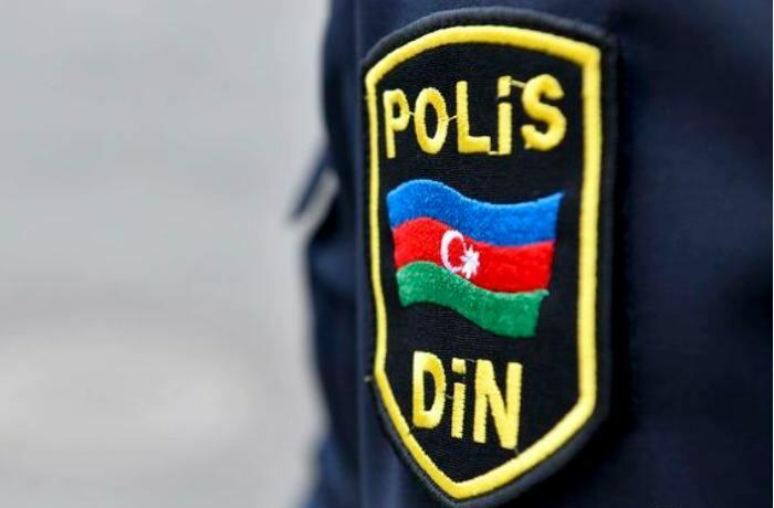 Azərbaycanda polis mayoru özünü asdı