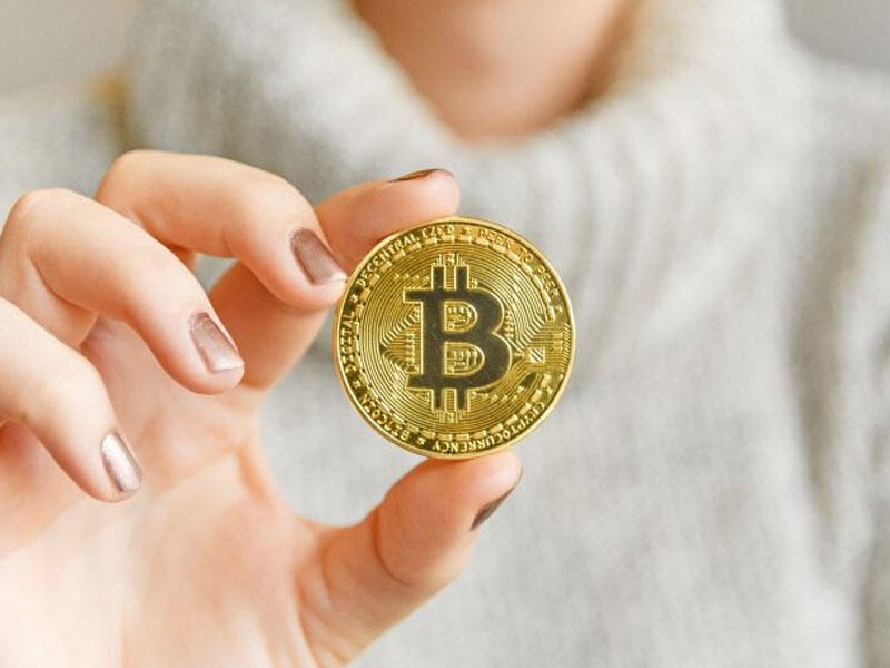 "Bitcoin"in qiyməti 30 min dollardan aşağı düşüb