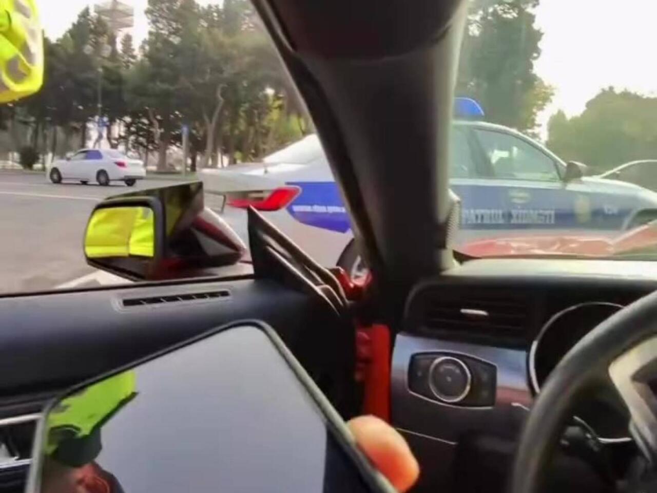 Bakıda YPX ilə Türkiyə vətəndaşı arasında maraqlı dialoq  "Nə deyir, anlamıram"  VİDEO