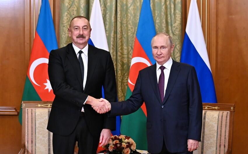 Vladimir Putin İlham Əliyevi təbrik edib