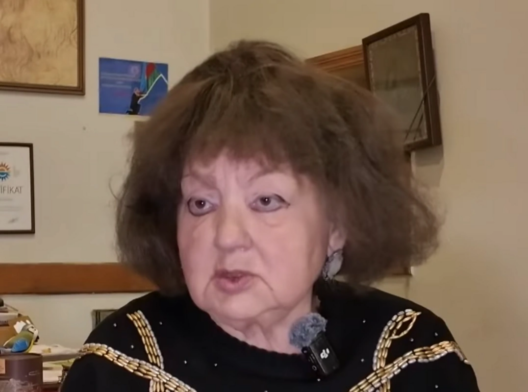 Yuri Qaqarinlə g&ouml;r&uuml;şən azərbaycanlı qadın: "O mənə medal da verdi" 