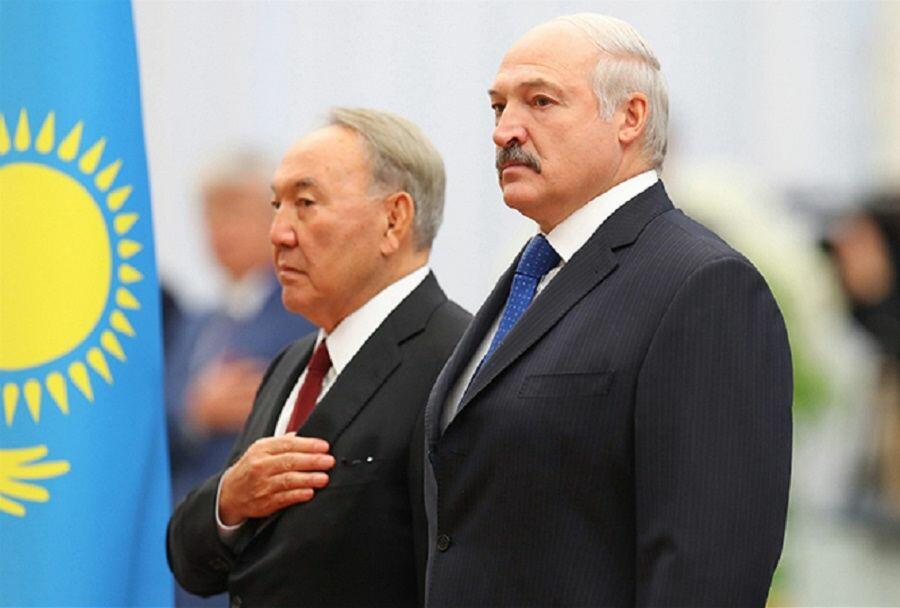 Lukaşenko və Nazarbayev arasında telefon danışığı olub