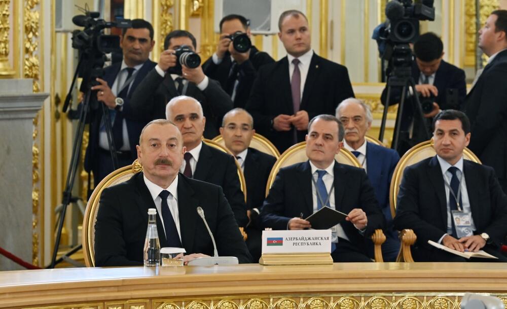 Azərbaycan Prezidenti: İqtisadiyyatımızın böyük hissəsi qeyrixammal sektorunda formalaşır