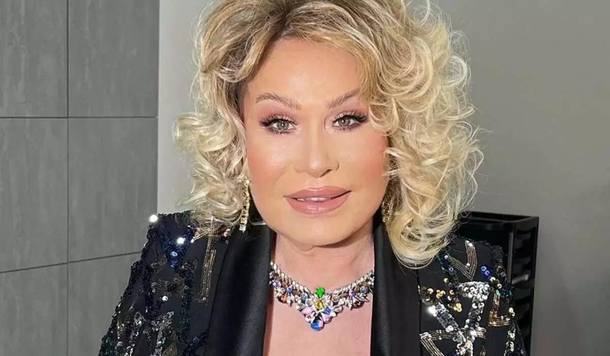“Xoşbəxtlik ailə qurmaqda deyil"