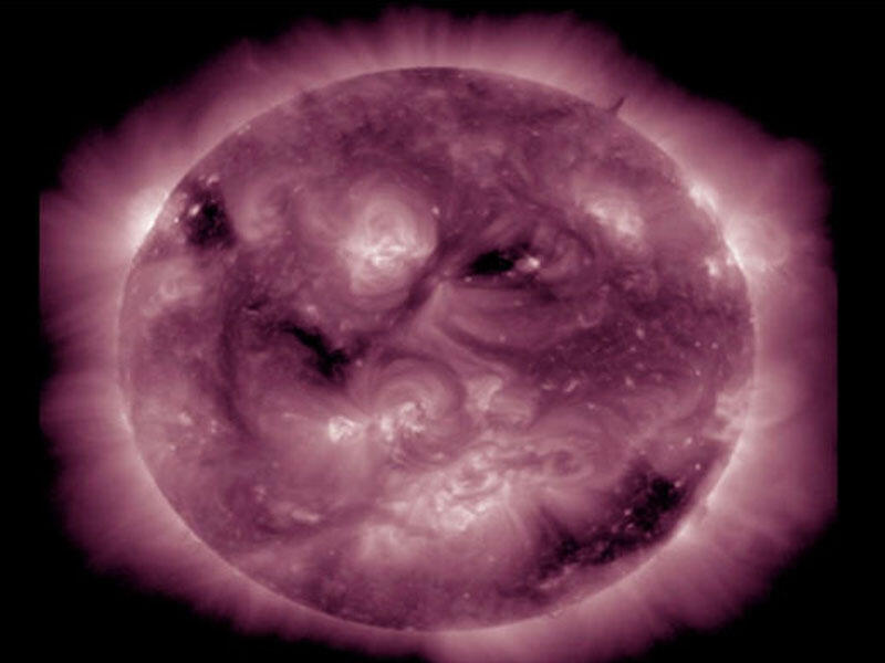 NASA Günəşin “qaşqabaqlı” şəklini paylaşdı  FOTO