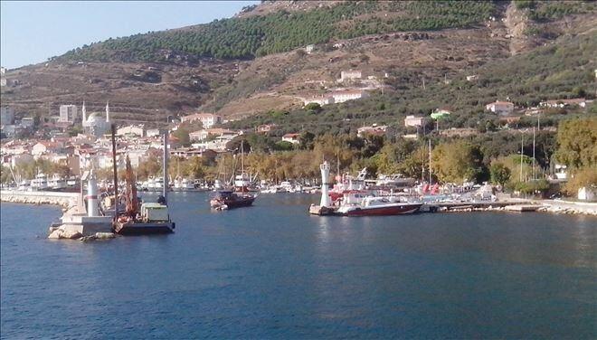 Türkiyənin Mərmərə adası limanının qəbul etdiyi gəmilərin sayı açıqlanıb