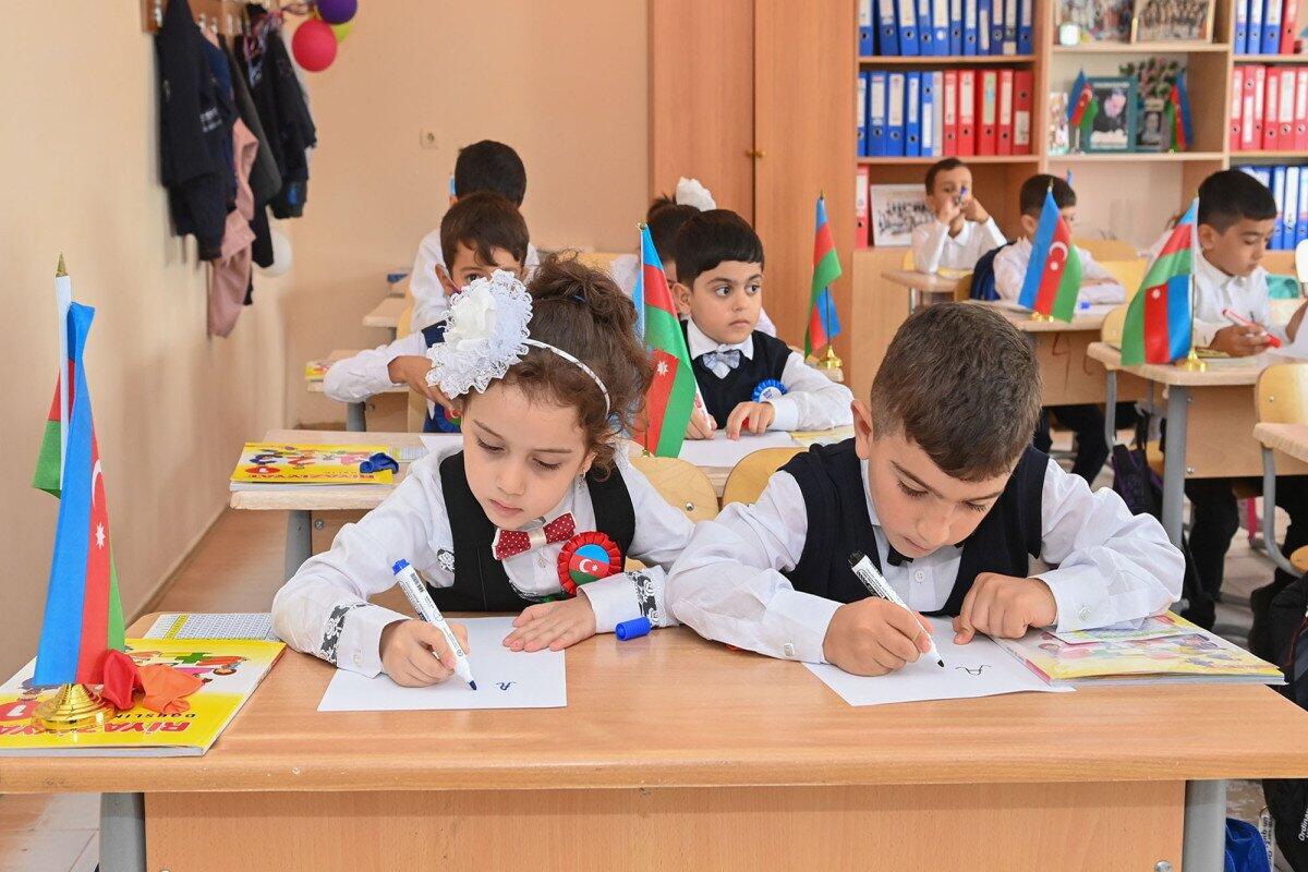 Məktəblərdə &uuml;&ccedil; fənn BİRLƏŞİR