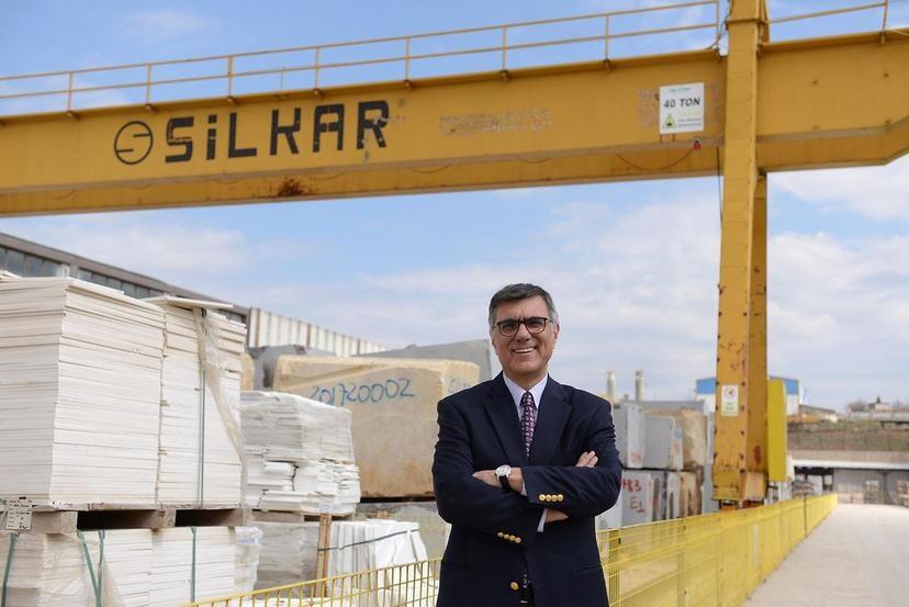 Məşhur iş adamı &ouml;ld&uuml;r&uuml;ld&uuml;