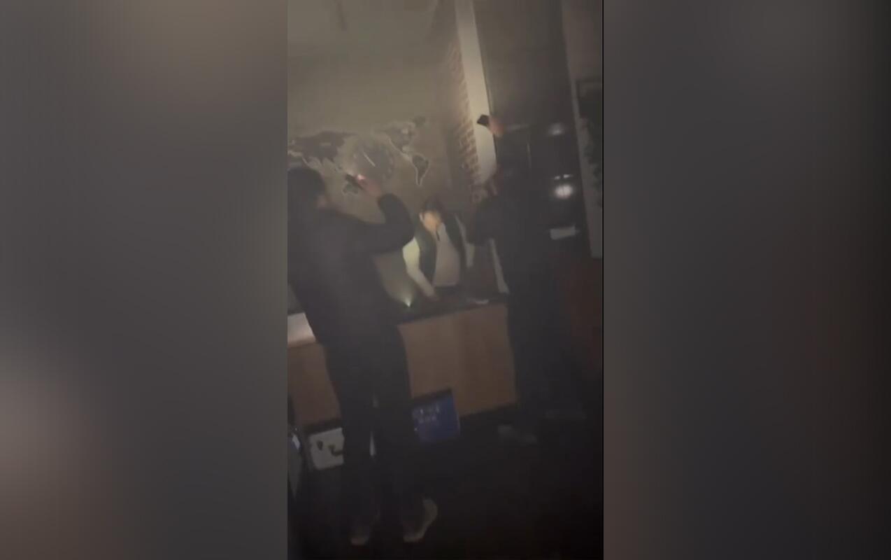 “Yanğın zamanı bağlı olan qapı təxliyə üçün olmayıb”  Rəsmi 