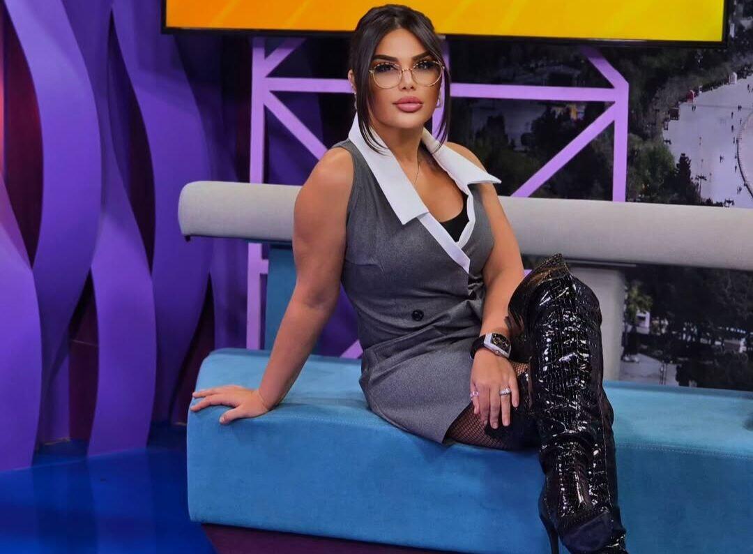 "Tək olsaydım, hamıdan öndə olardım, deyirlər ki, ərinlə gəlmə"