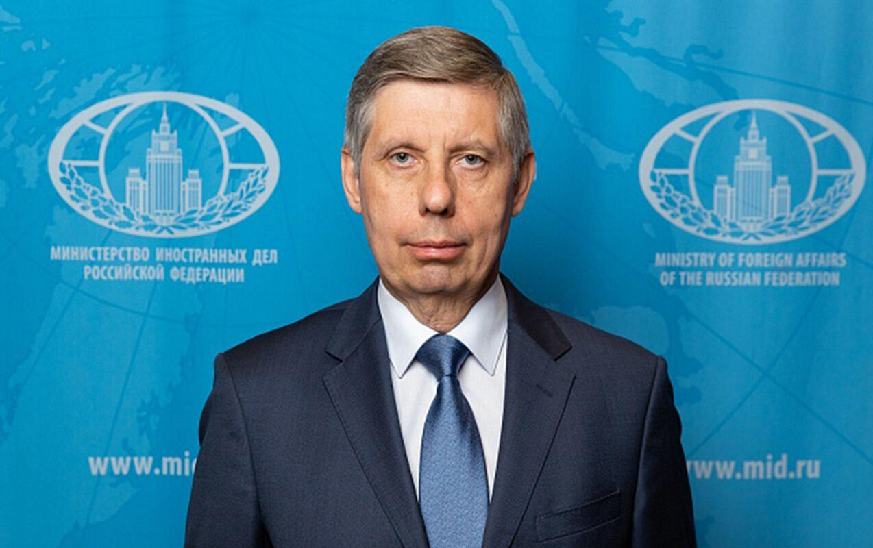 &ldquo;Cənab səfir, bizə cavab verin&rdquo;