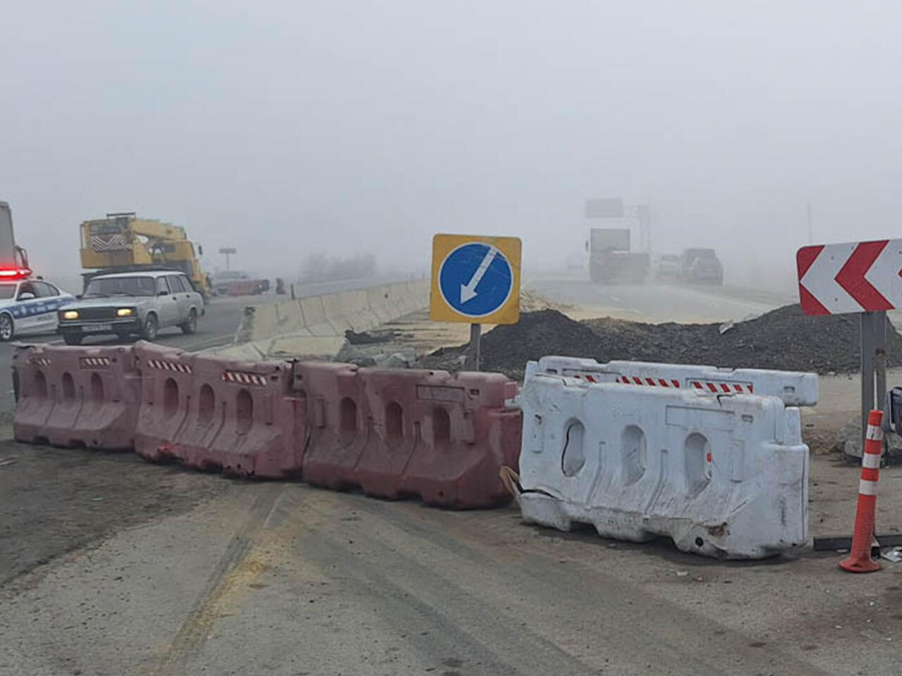 BakıQazax yolunda 10a yaxın maşın toqquşdu 