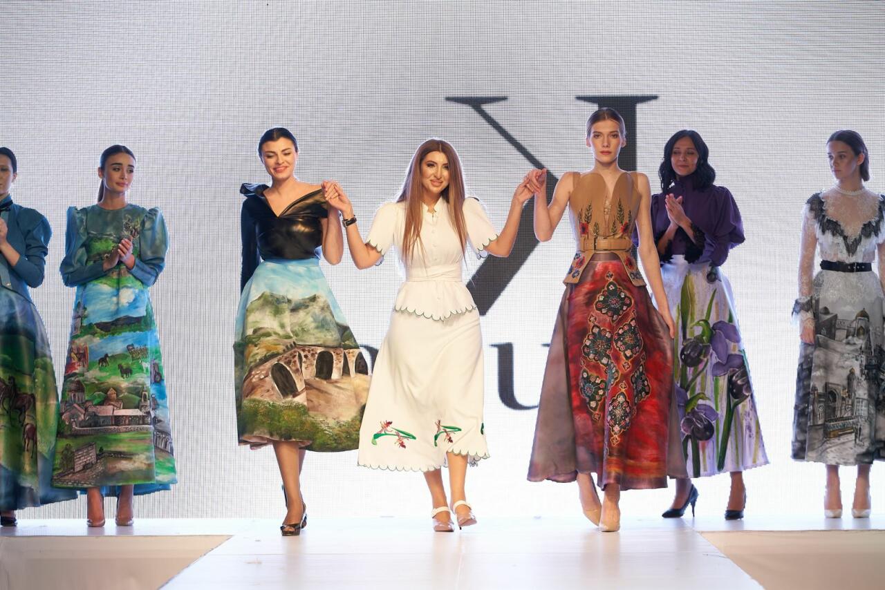 Azerbaijan Fashion Week 11ci mövsüm: The return/Qayıdış  1ci GÜN 