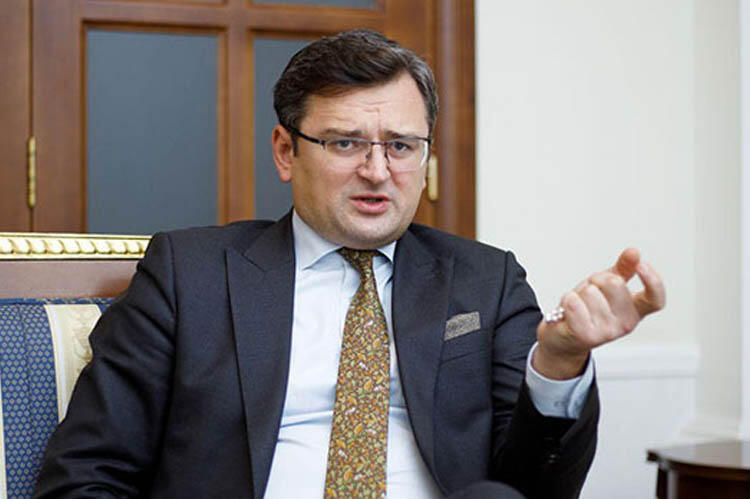 Kuleba: Ukrayna sərhədlər asiyalı miqrantlara açıla bilər