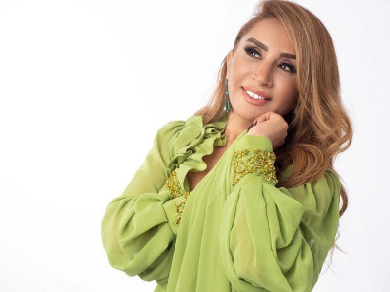 Elnarə Abdullayeva özünü “Mybach”a BƏNZƏTDİ 