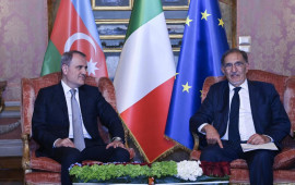 Ceyhun Bayramov İtaliya Senatının rəhbəri ilə görüşüb 