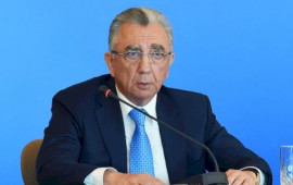 Eldar Əzizov bələdiyyə sədrini rəis təyin etdi