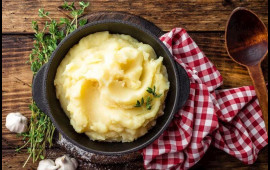 Kartof p&uuml;resi hazırlayarkən edilən 6 əsas səhv