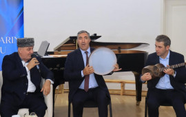 “Sənətkarın dostu” layihəsi çərçivəsində Qarabağ Universitetində ustad xanəndə ilə görüş keçirilib  FOTO