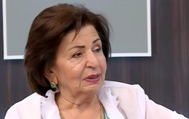 Efirdə DAVA düşdü: "Qapını elçilər dağıdırdı?"