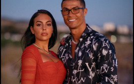 Ronaldonun Corcinasının özündən razı BAXIŞLARI 