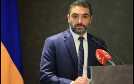 Ermənistanda nazir işdən çıxarıldı  FOTO