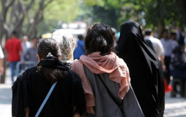 Hicab qanunun ləğvindən sonra Tehran küçələri 