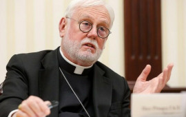 Vatikan Rusiya və Ukrayna üçün danışıqlar masası təklif etməyə hazırdır