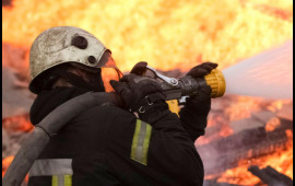 Direktorun otağında baş verən yanğınla bağlı araşdırma aparılır
