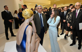 Heydər Əliyev Mərkəzində Kerol F&ouml;rmenin sərgisinin a&ccedil;ılışı olub 