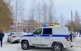 Rusiyada 8ci sinif şagirdi dərs zamanı atəş açdı  Yaralılar var