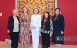 XXI əsrin İpək sehri! Azərbaycan Milli Xalça Muzeyi və Gülnarə Xəlilova “Kəlağayının yeni hekayəsi”ni təqdim etdilər – FOTO