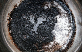 Qaralmış tavanı bir neçə dəqiqəyə ilk günkü kimi edən asan üsul