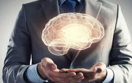 İnsan beyninin gizli təqvimi: Hansı yaşda necə dəyişirik?