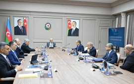 İqtisadi Şuranın növbəti iclası keçirildi  FOTO