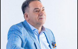 Azərbaycanlı m&uuml;ğənni vəsiyyətini A&Ccedil;IQLADI: "Vard&ouml;vlətim ana s&uuml;d&uuml; kimi halalı olsun"