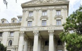 Azərbaycan XİN Rusiya rəsmisinin Ayvazovski büstü ilə bağlı ittihamlarına cavab verib