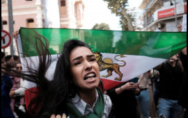 İranda etiraz&ccedil;ılara pulemyotlardan atəş a&ccedil;ıldı