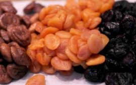 Bal və kişimş möcüzəsi: Quru öskürəyi kəsir, qıcıqlanmanı aradan qaldırır