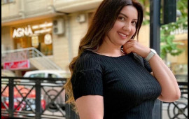 Nazilə Səfərli bazarda kişini döydü