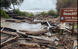 Kaliforniyada tufan azı 16 nəfərin həyatına son qoyub  VİDEO