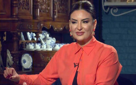 "Space Tv"nin aparıcısı ilk dəfə oğlunu göstərdi  FOTO