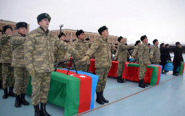 Breketə görə əsgərlikdən möhlət verilir?  RƏSMİ CAVAB