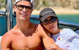 Ronaldo Corcinaya evlilik təklifi etdi  müqavilənin detalları gündəm oldu