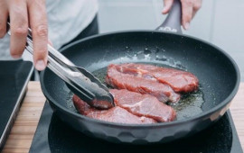 40 illik aşpaz sirri: Qırmızı ət bu üsulla bişəndə pambıq kimi yumşaq olur