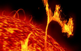 Günəşdə güclü partlayış oldu