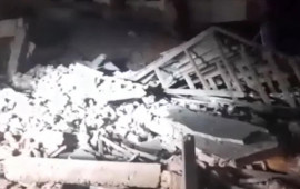 Balıkesirdə şiddətli zəlzələdə bina uçdu 