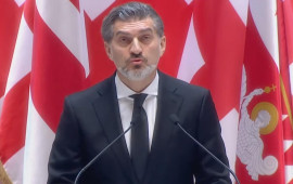 Hökuməti devirmək cəhdinə cavab veriləcək  Gürcüstan prezidenti